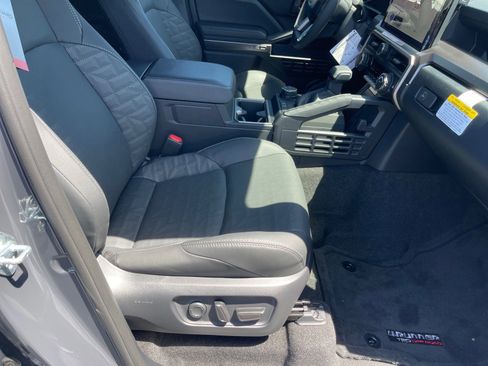 New 2026 Toyota 4Runner TRD Off-Road Premium AWD/4WD image 18