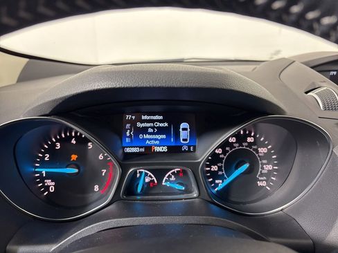 Used 2018 Ford Escape SE w/ SE Sport Appearance Package image 24