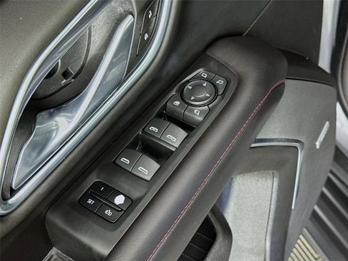 Certified 2021 Chevrolet Suburban RST w/ Luxury Package RWD image 19