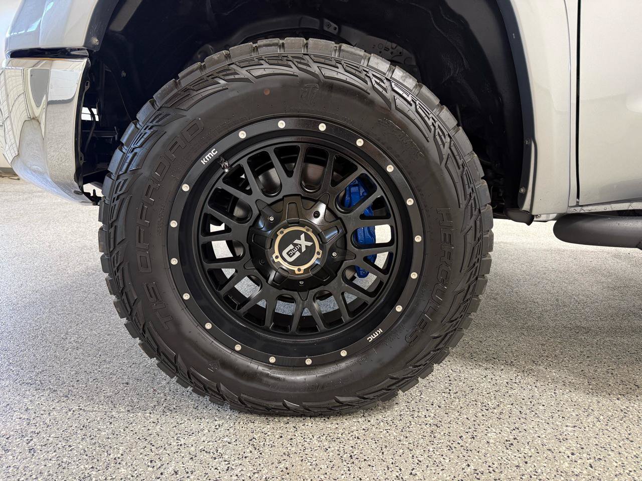 Used 2018 Toyota Tundra Limited AWD/4WD image 9