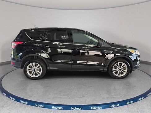 Certified 2017 Ford Escape SE AWD/4WD image 4