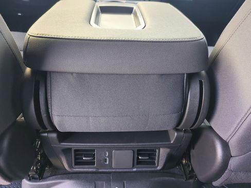 Used 2026 Chevrolet Silverado 1500 Custom image 20