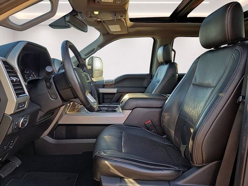 Used 2019 Ford F250 Lariat w/ Lariat Ultimate Package AWD/4WD image 14