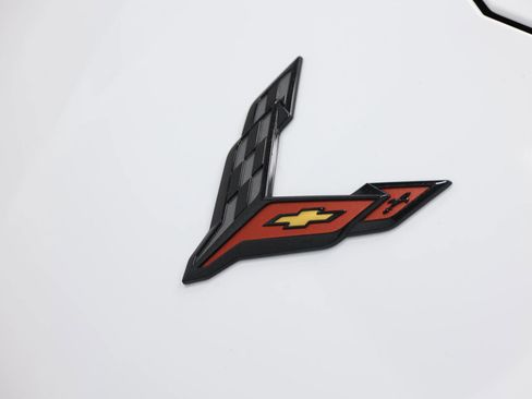 Used 2024 Chevrolet Corvette Stingray Preferred Cpe w/ 2LT image 87