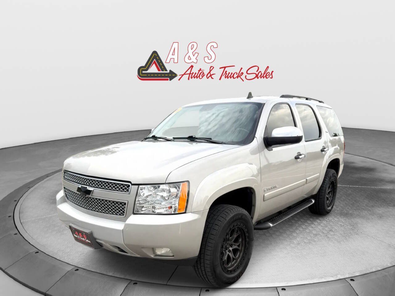 Used 2008 Chevrolet Tahoe LT w/ LT Preferred Equipment Group AWD/4WD image 3
