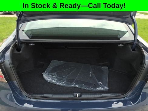 Used 2025 Subaru Legacy Limited AWD/4WD image 34