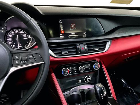 Used 2019 Alfa Romeo Stelvio AWD w/ Cold Weather Package image 7