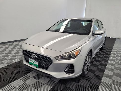 Used 2018 Hyundai Elantra GT FWD image 15
