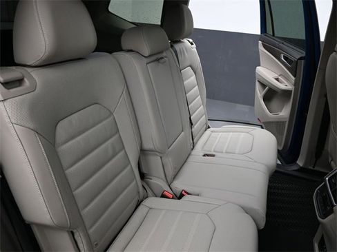 New 2025 Volkswagen Atlas SEL image 27