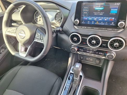 Used 2025 Nissan Sentra SV w/ All-Weather Package image 27