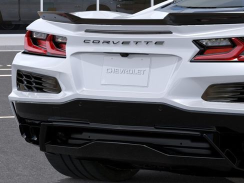 New 2027 Chevrolet Corvette Grand Sport w/ Z52 Sport Performance Package RWD image 56