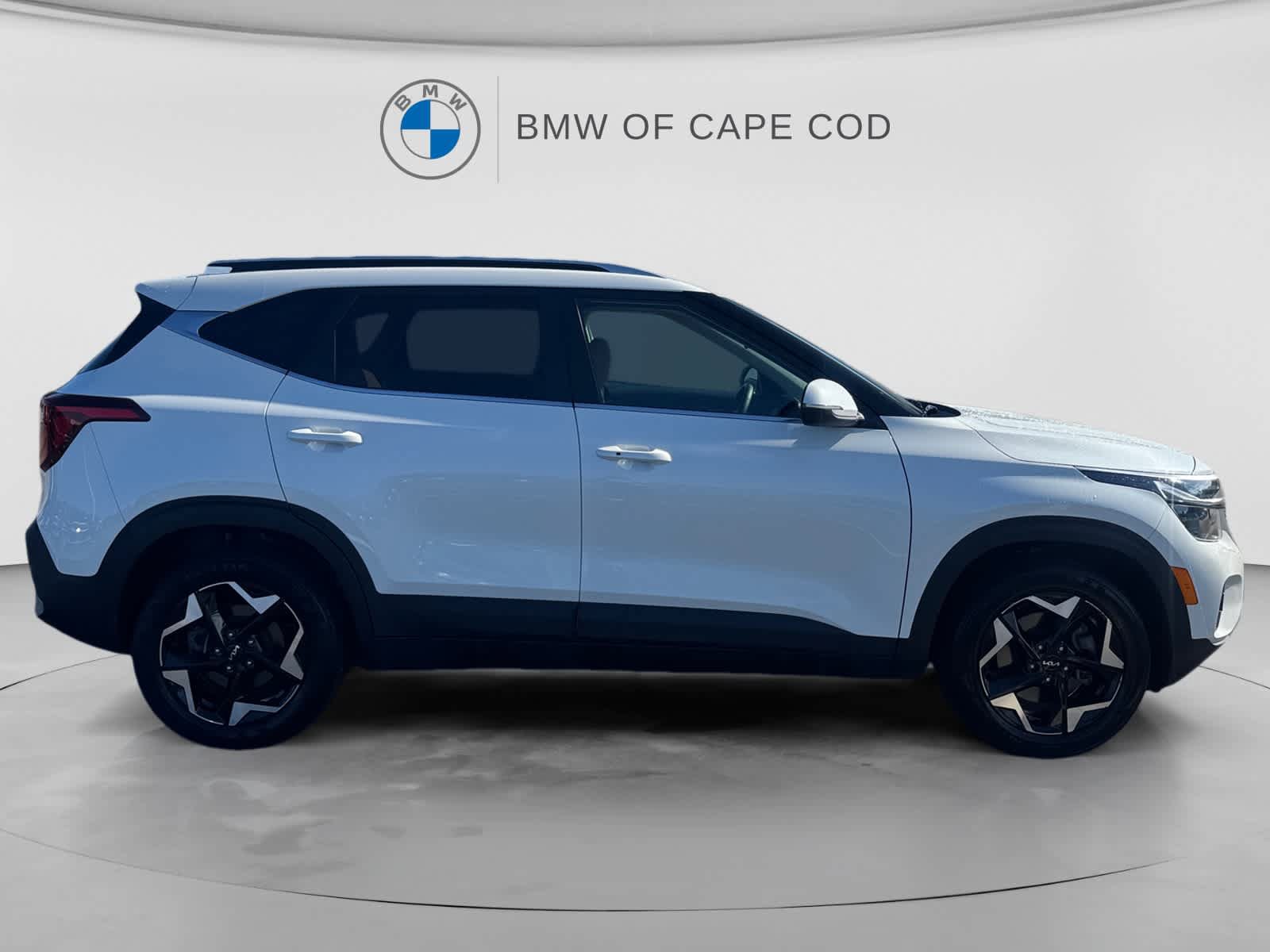 Used 2024 Kia Seltos EX AWD/4WD image 8