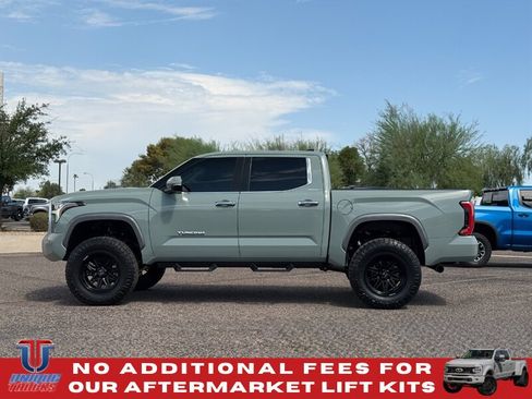Used 2024 Toyota Tundra Limited AWD/4WD image 12