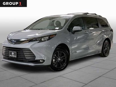 Used 2024 Toyota Sienna XLE Woodland Edition