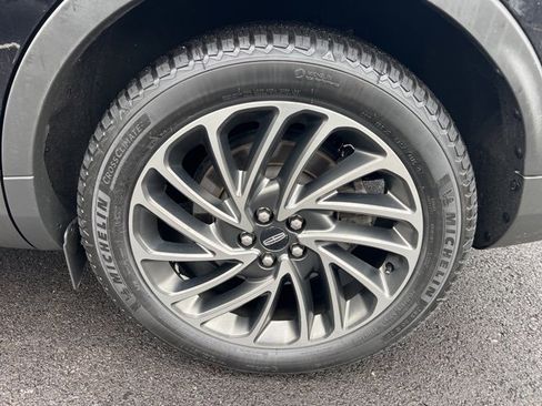 Used 2020 Lincoln Nautilus Reserve image 39