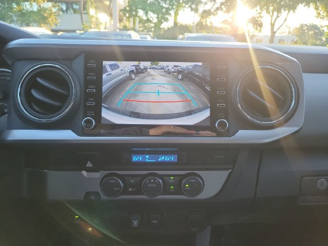 Used 2022 Toyota Tacoma SR5 w/ Technology Package RWD image 20