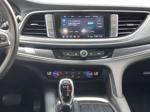 Used 2021 Buick Enclave Essence w/ Trailering Package, 5000 lbs. FWD image 27
