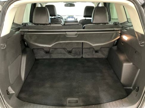 Used 2017 Ford Escape Titanium FWD image 17