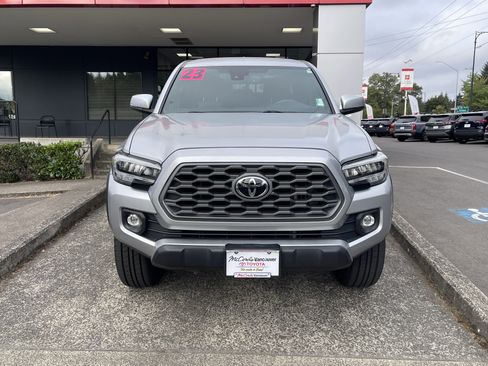 Certified 2023 Toyota Tacoma TRD Off-Road w/ Technology Package AWD/4WD image 3