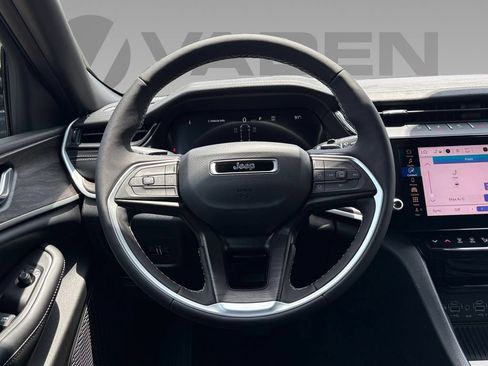 New 2026 Jeep Grand Cherokee L 2WD image 10