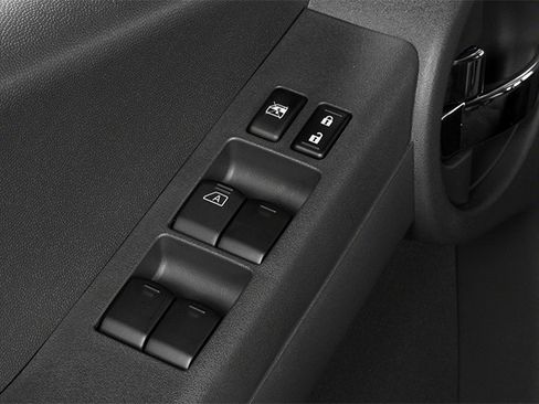 Used 2014 Nissan Xterra S AWD/4WD image 21
