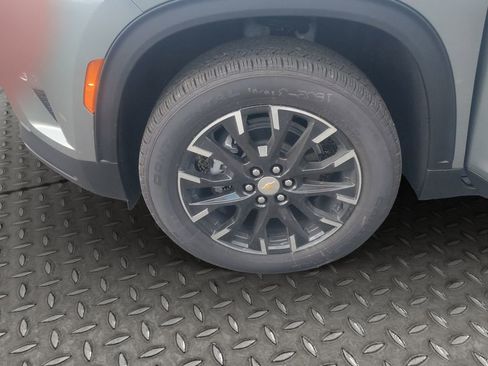 New 2026 Chevrolet Traverse LT w/ Sun and Wheel Package image 25