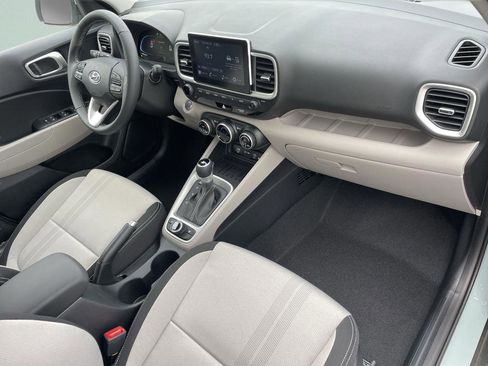 New 2026 Hyundai Venue SEL image 22