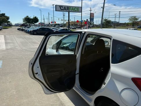 Used 2014 Nissan Versa Note S Plus FWD image 19