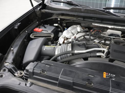 Used 2024 Chevrolet Silverado 3500 High Country w/ High Country Premium Package AWD/4WD image 25