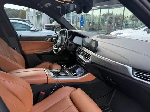 Used 2022 BMW X5 sDrive40i w/ Premium Package RWD image 17