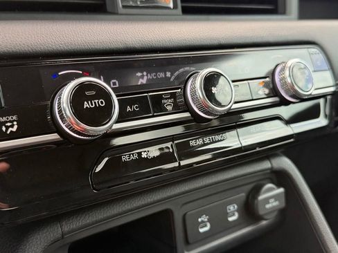 Used 2026 Honda Pilot EX-L image 17