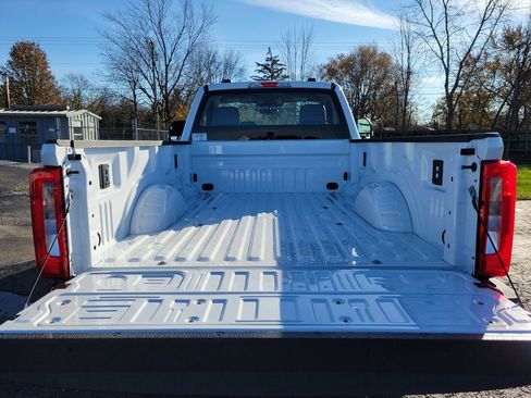 New 2026 Ford F250 XL w/ FX4 Off-Road Package image 12