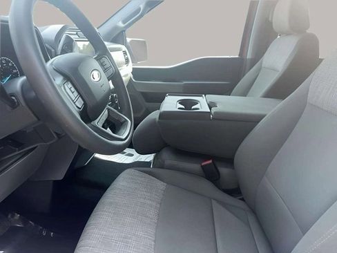 Used 2023 Ford F150 XLT image 5