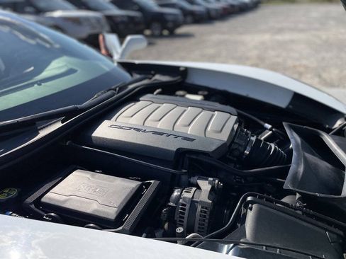 Used 2016 Chevrolet Corvette Stingray Coupe RWD image 23