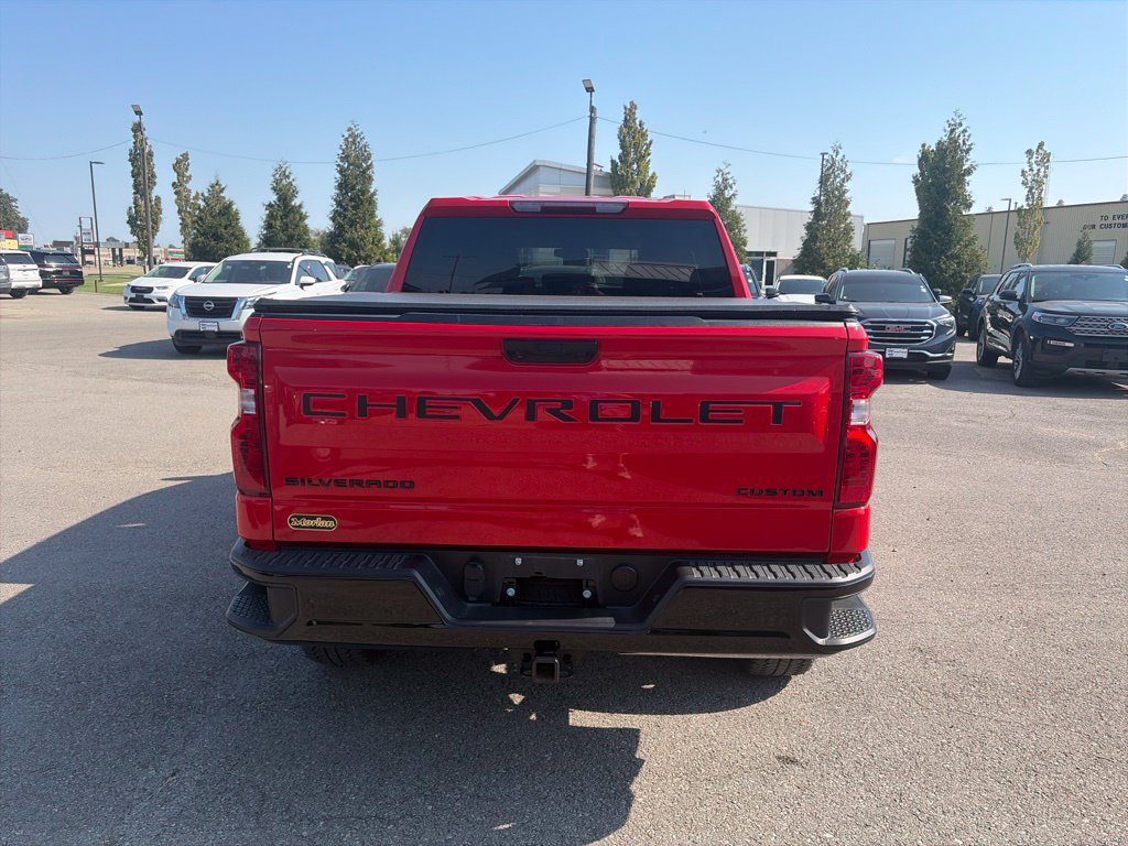 Used 2024 Chevrolet Silverado 1500 Custom Trail Boss w/ Turbomax Blackout Package AWD/4WD image 5