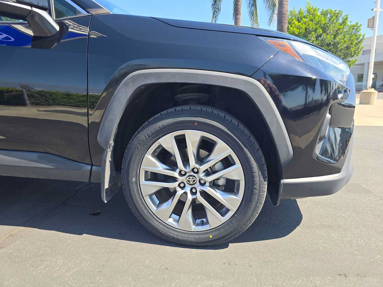 Certified 2024 Toyota RAV4 XLE Premium AWD/4WD image 9