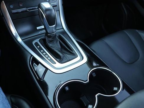 Used 2017 Ford Edge Titanium w/ Equipment Group 301A image 23