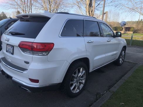 Used 2014 Jeep Grand Cherokee Summit w/ Trailer Tow Group IV image 14