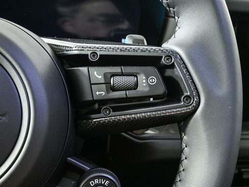 New 2026 Porsche Cayenne GTS image 14