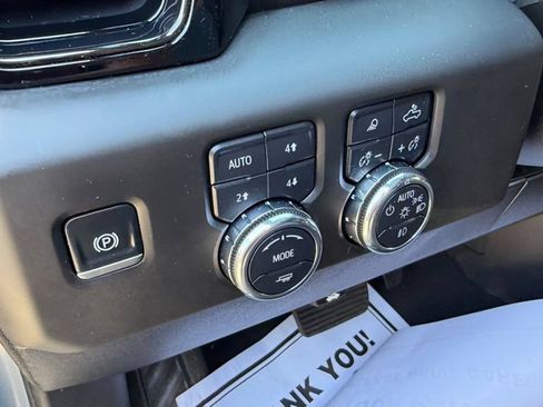 Used 2025 GMC Sierra 1500 AT4 w/ AT4 Premium Package AWD/4WD image 13