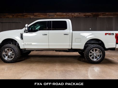 Used 2021 Ford F250 Limited w/ FX4 Off-Road Package image 5
