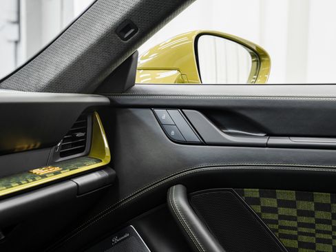 Used 2026 Porsche 911 GTS image 28