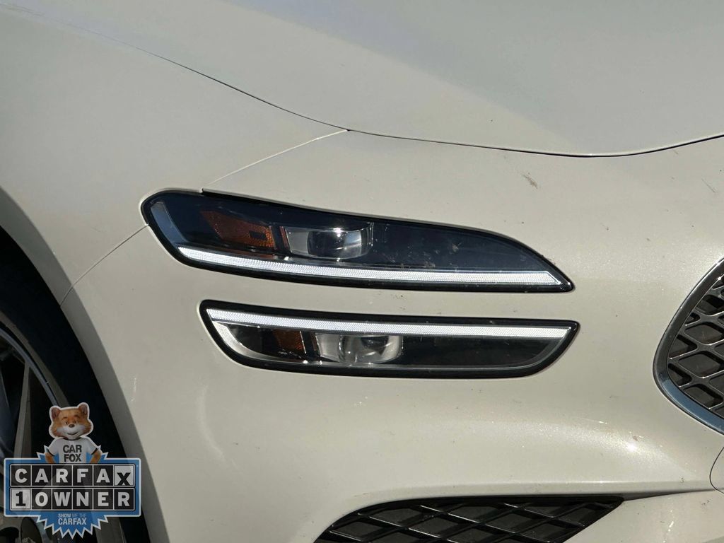 Used 2025 Genesis G70 2.5T AWD/4WD image 9