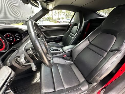 Certified 2020 Porsche 911 Carrera S RWD image 5
