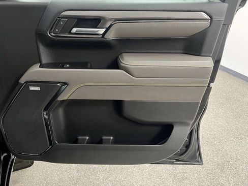 Used 2023 Chevrolet Silverado 1500 ZR2 image 56