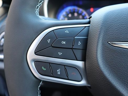 New 2026 Chrysler Pacifica Select image 14