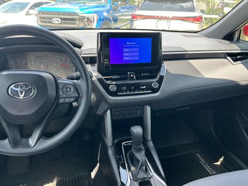 Used 2025 Toyota Corolla Cross AWD Hybrid image 17