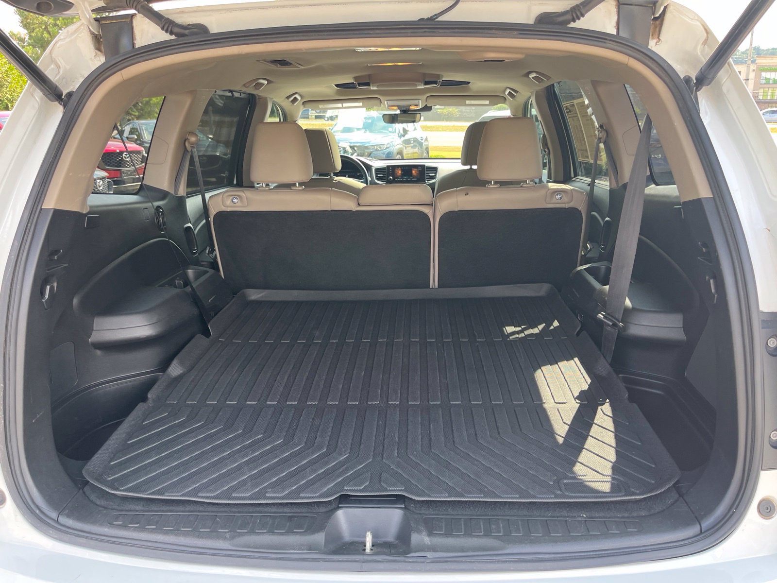 Used 2020 Honda Pilot Touring image 31
