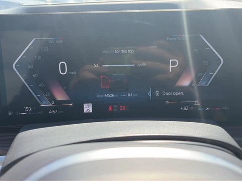 Used 2024 BMW X7 xDrive40i w/ M Sport Package AWD/4WD image 15