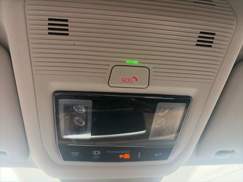 Used 2026 Volkswagen Atlas SE AWD/4WD image 19